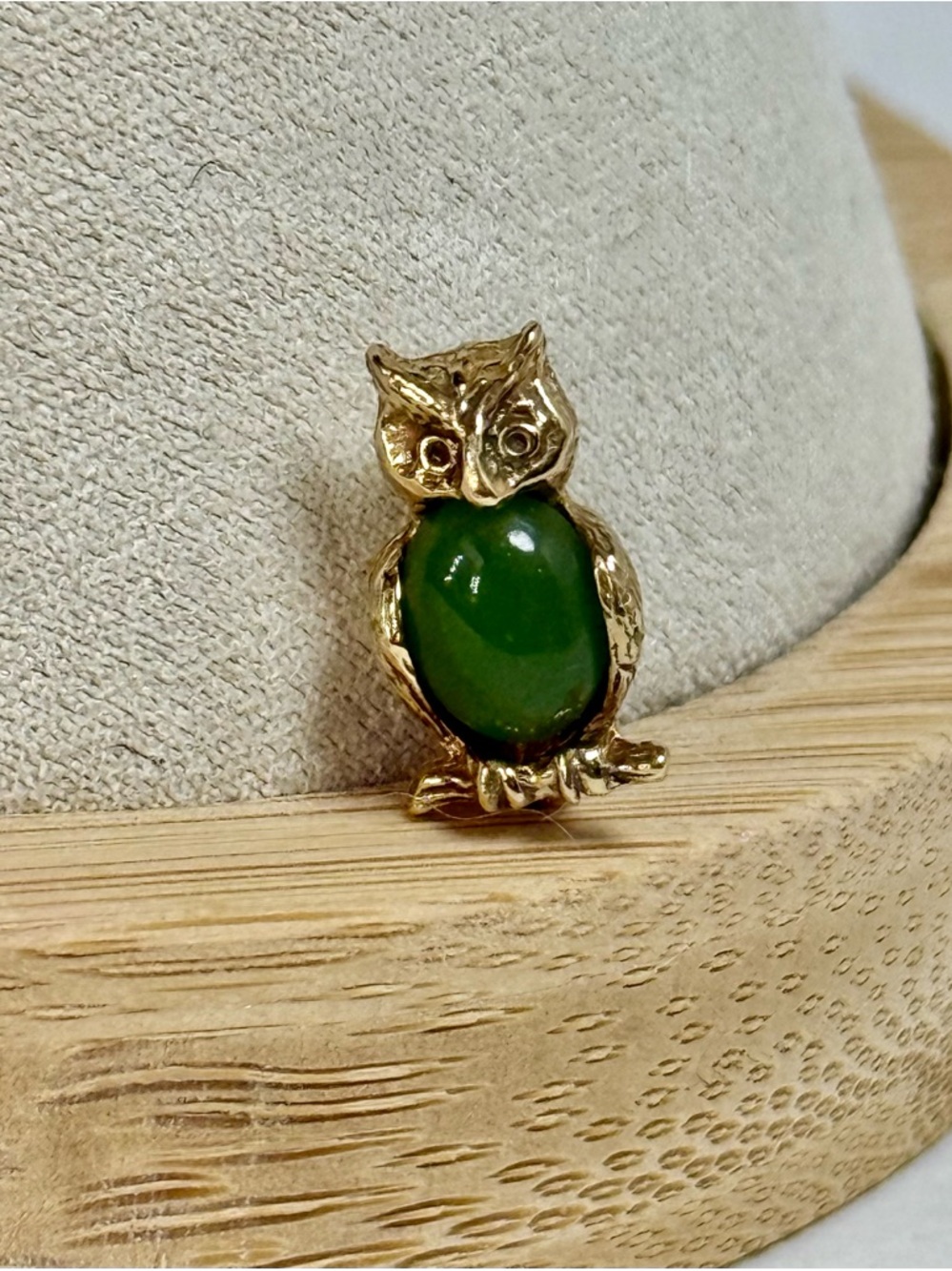 R.A.B. Vintage Owl Pin 14K Gold and Jade